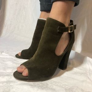 Green heels